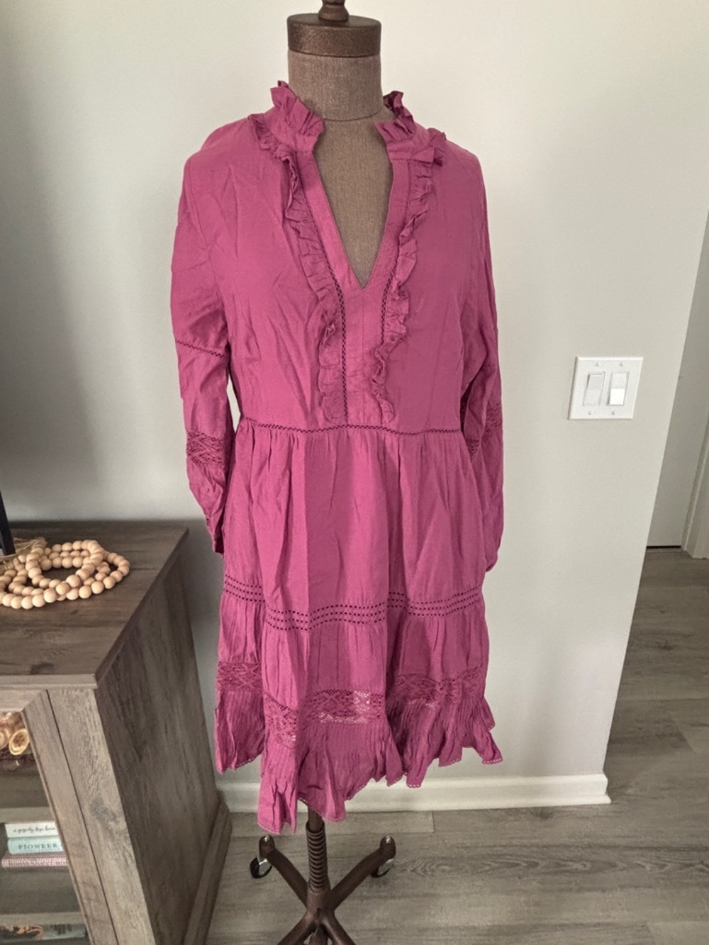 NWT Sundance Women’s Ruffle V-Neck Long Sleeve Dress in Rose Medium